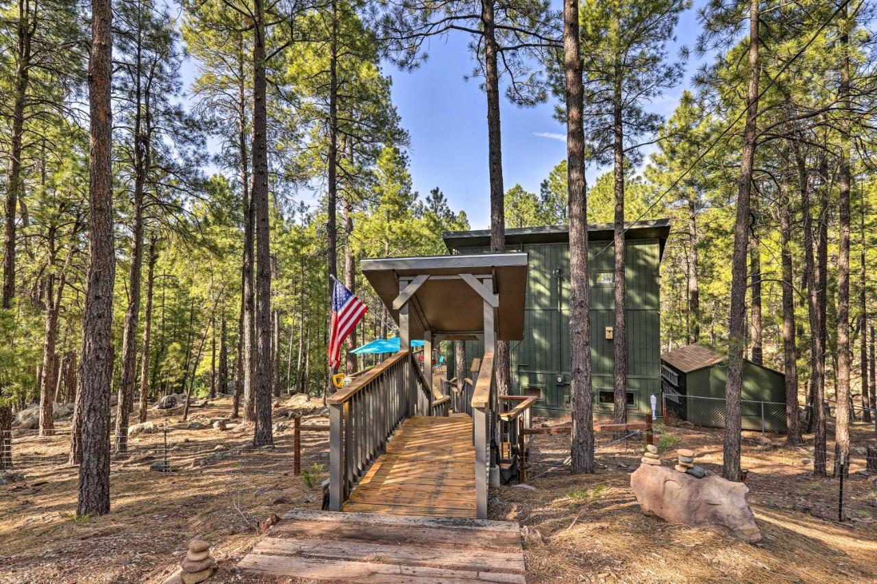 Woodsy Flagstaff Hideaway With Deck And Sunroom! Mountainaire Eksteriør bilde